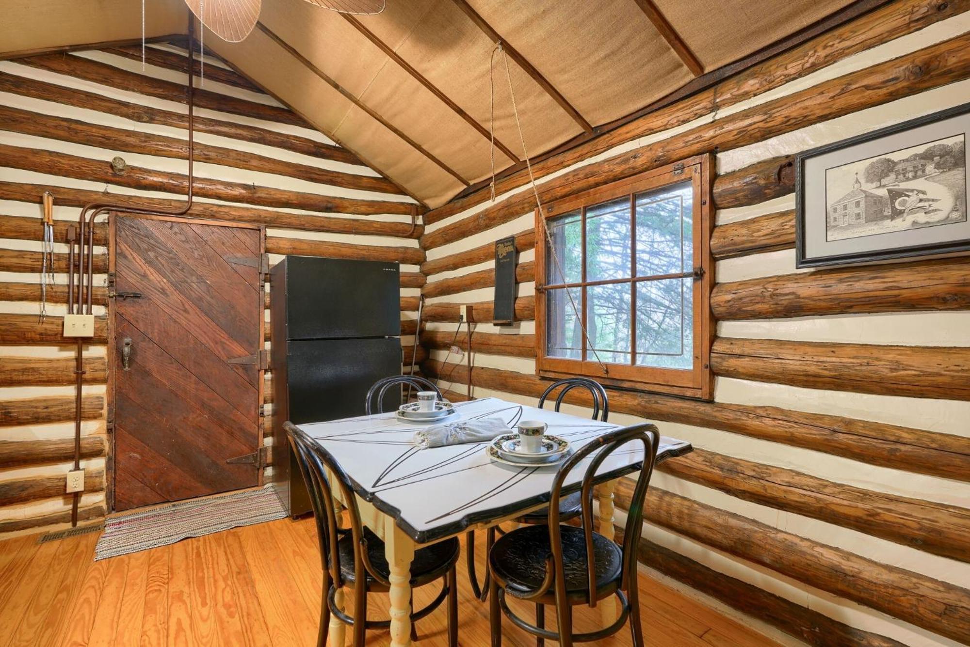 Russell Cabin Лоґан Екстер'єр фото