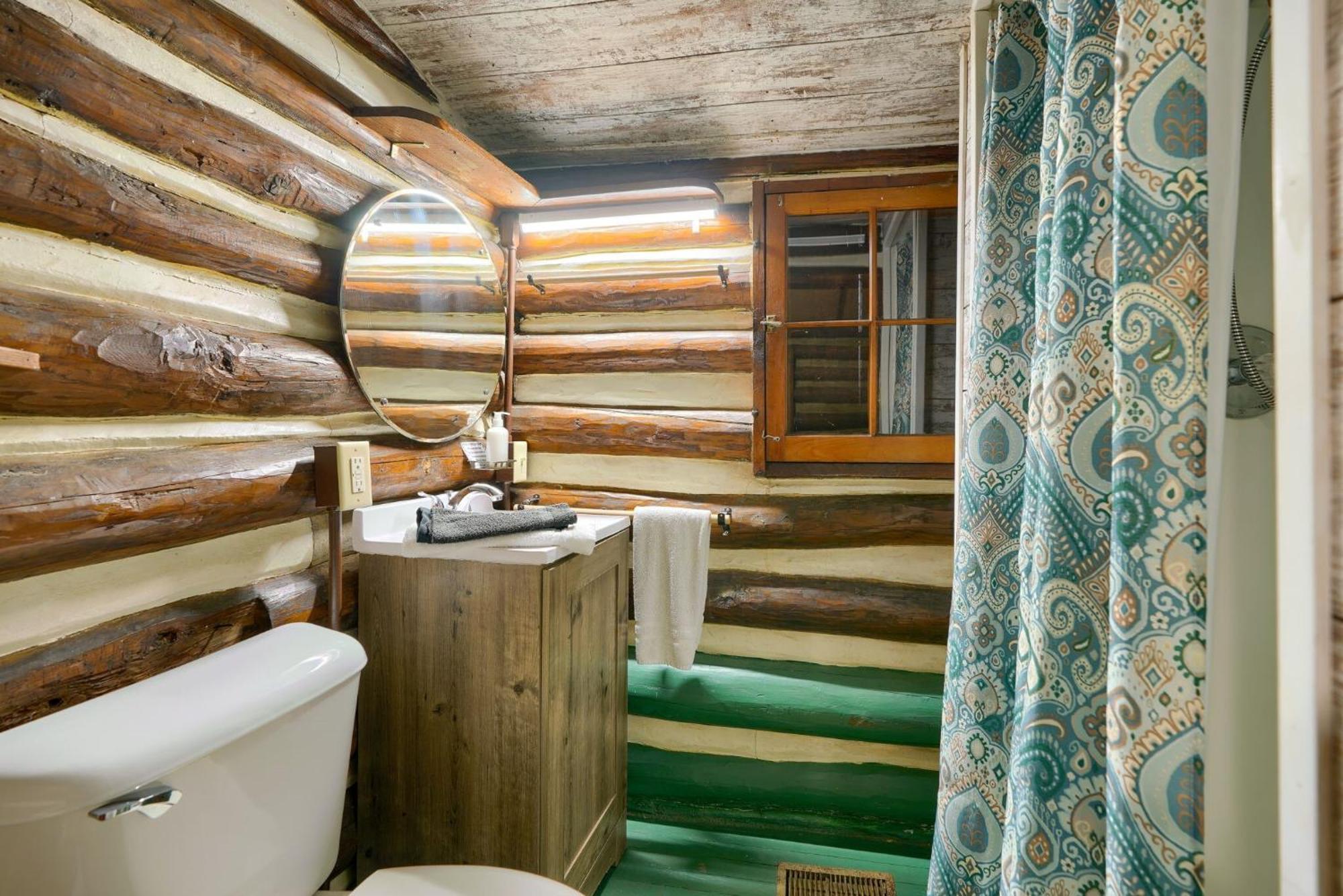 Russell Cabin Лоґан Екстер'єр фото